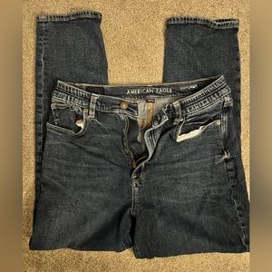 American Eagle Size 8 Mom Jean